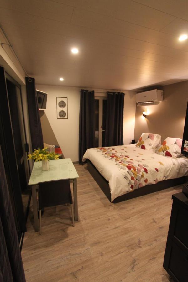 La Chambre Des Onglous มาร์เซย็อง ภายนอก รูปภาพ